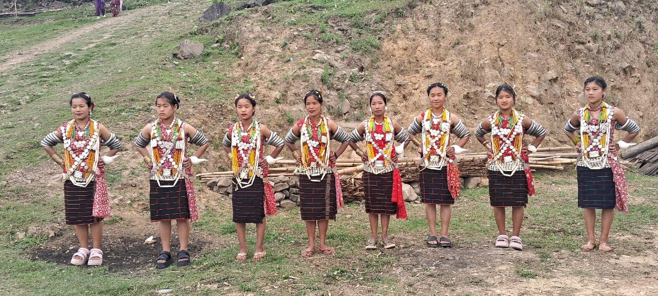 dancing group